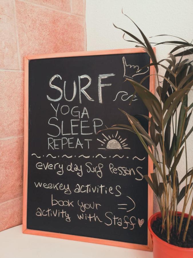 Хостел International Surf Camp Only Surf Корралехо Екстер'єр фото